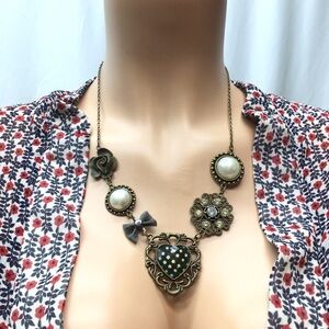 Retro Boho Antique Gold Tone Hearts & Bow Necklace